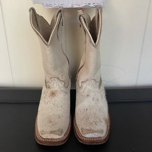 Cowhide HOH toddler boots!